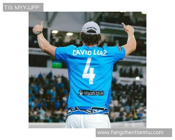 从绿茵场到高尔夫球场 足球巨星退役后的人生新挑战 从绿茵场到高尔夫球场 足球巨星退役后的人生新挑战