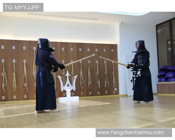 足球巨星如何演绎剑士风采探秘体育与剑道交汇之道 足球巨星如何演绎剑士风采探秘体育与剑道交汇之道